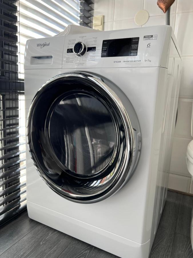 Canal Apartment At Historic Citycenter アーメルスフォールト エクステリア 写真