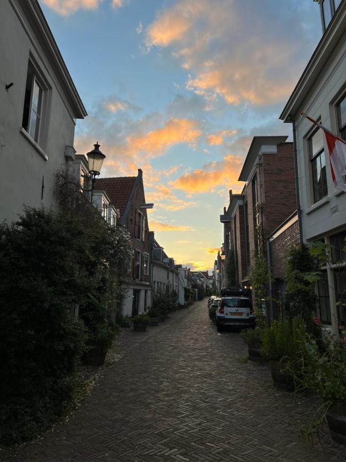 Canal Apartment At Historic Citycenter アーメルスフォールト エクステリア 写真